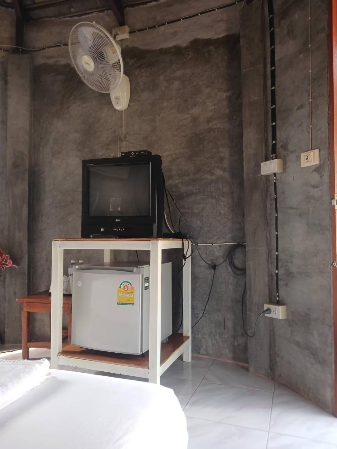 ปอ อา ยอ Pai By Pass Hostel Bagian luar foto