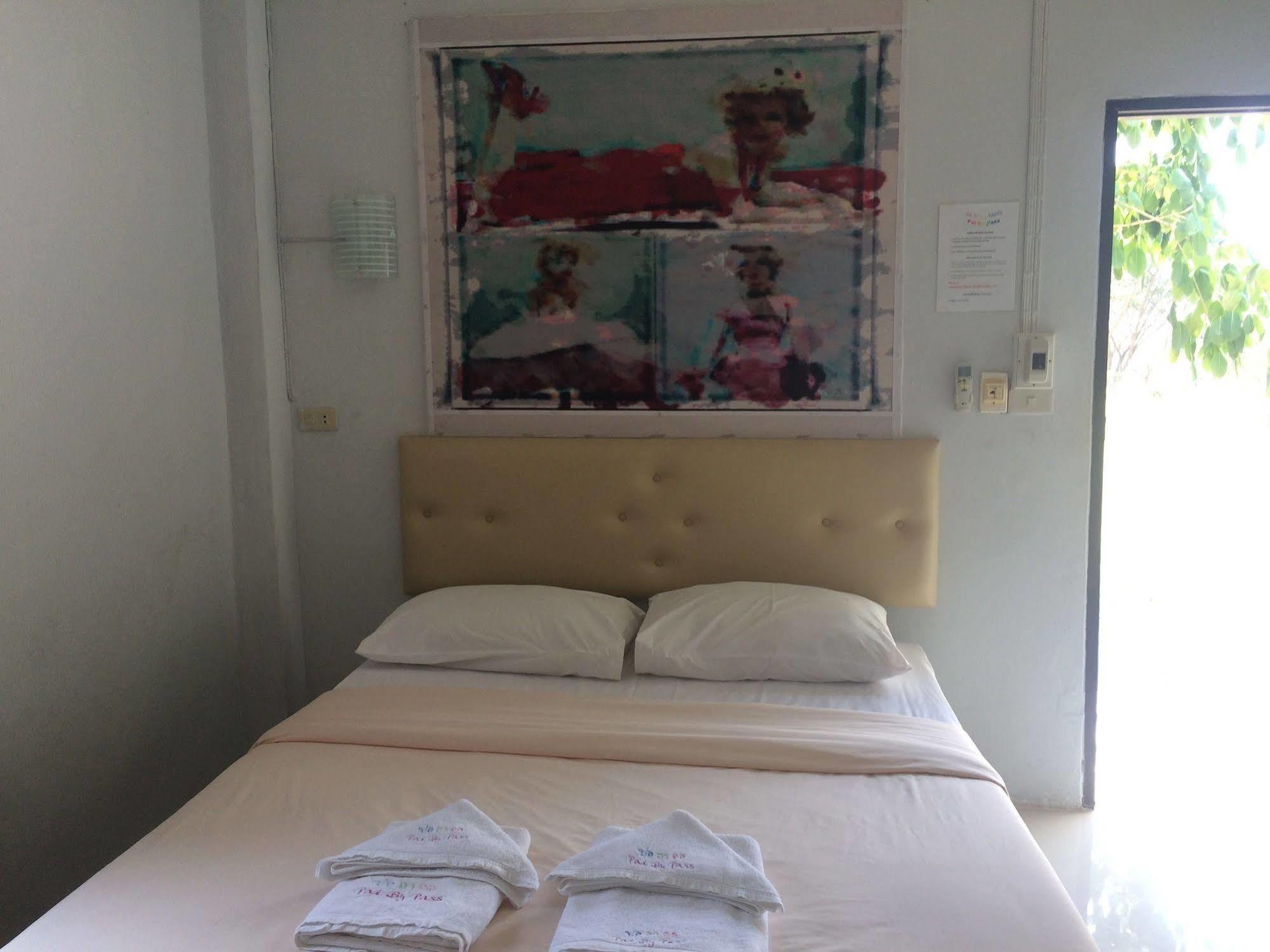 ปอ อา ยอ Pai By Pass Hostel Bagian luar foto