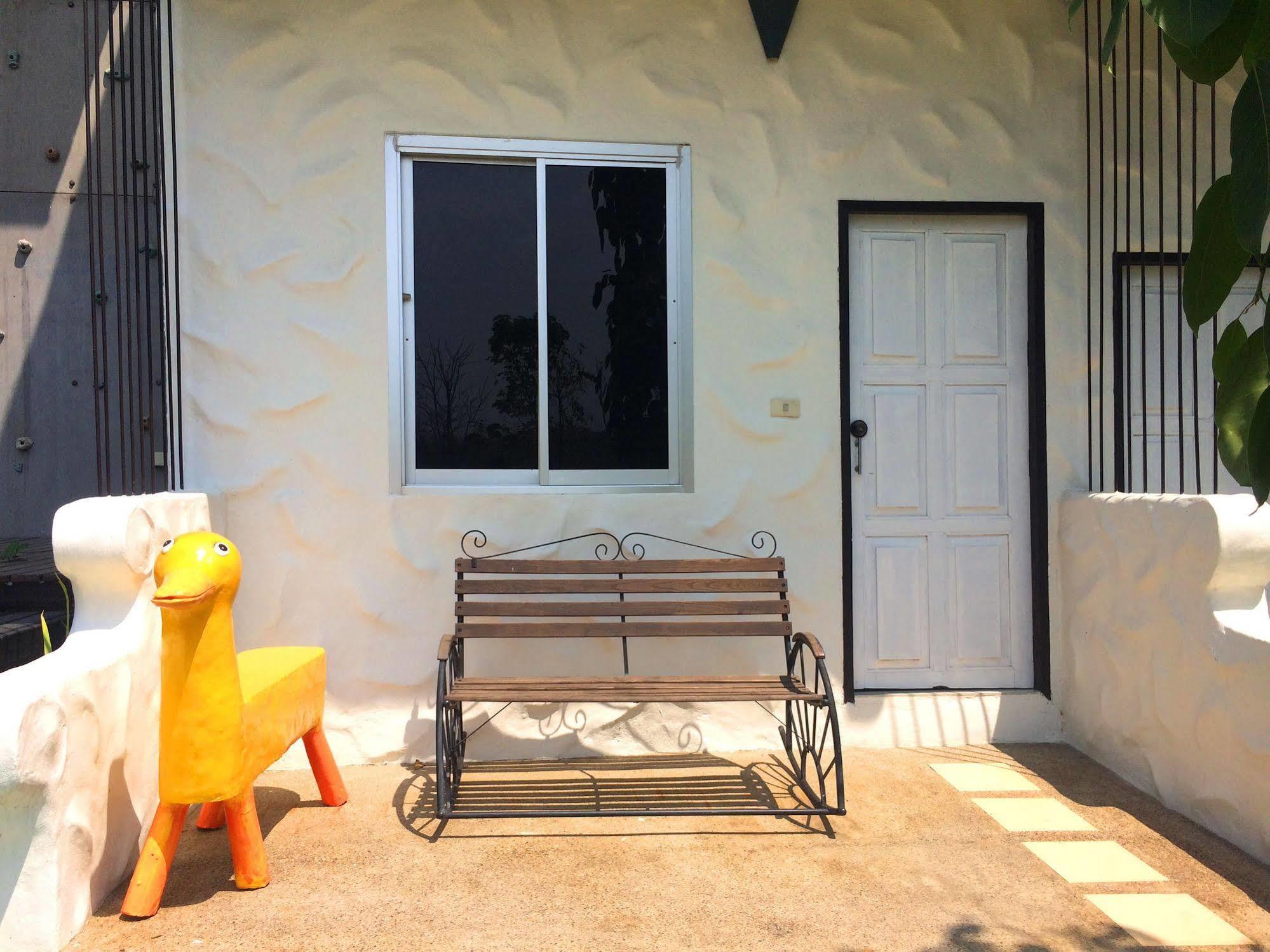 ปอ อา ยอ Pai By Pass Hostel Bagian luar foto